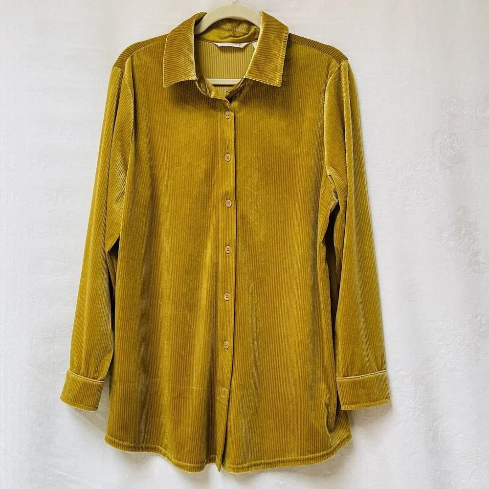 Soft Surroundings Textured Velvet Boyfriend Shirt Womens Large Amber Yellow Top